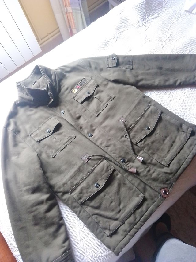 Cappotto lungo o parka nuovo mai usato