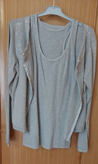 Conjunto de camiseta y chaqueta