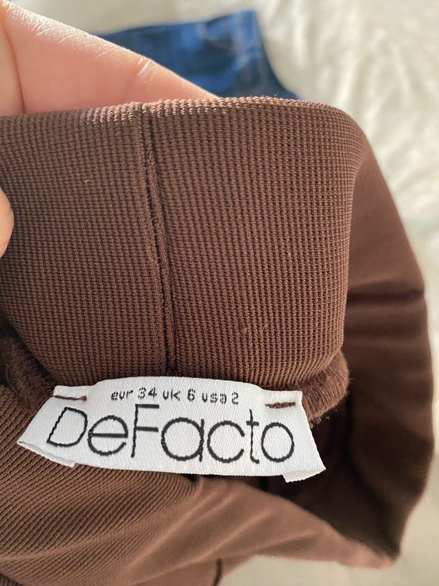 pantalon recto ajustado XS - DEFACTO