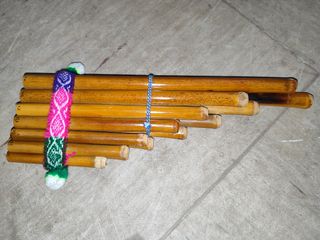 Zampoña/Flauta de pan. Instrumento Musical