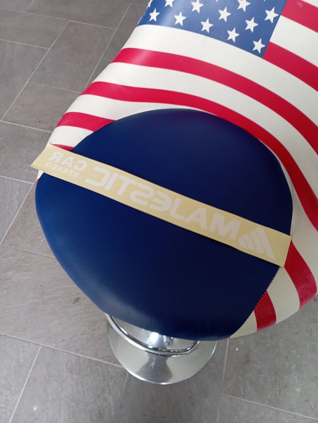 Adesivo car Majestic