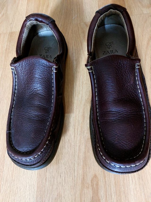 Zapatos Zara.Talla 40.Granates.Piel.