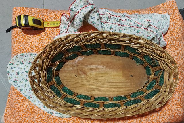 Cesta mimbre tipo costurero, canastilla.