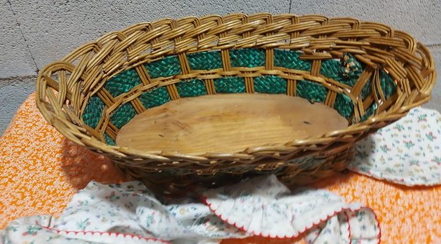 Cesta mimbre tipo costurero, canastilla.