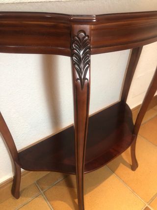 Consola de madera impecable