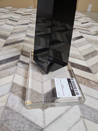 Escultura metraquilato espejo negro años 70