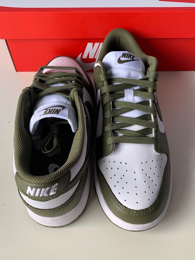 Nike Dunk Low Medium Olive