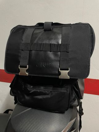 bolso trasero 57-60 litros