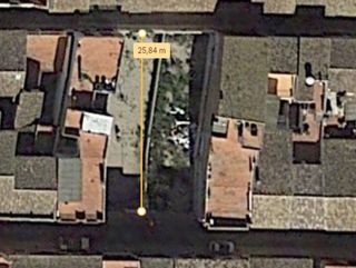 Solar urbano en Turis 