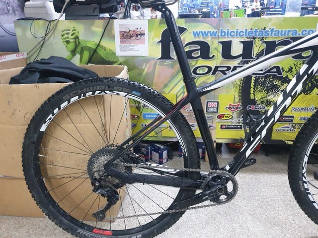 Bicicleta Scott Scale 910