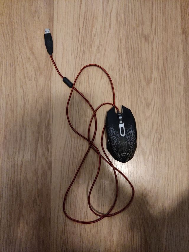 Ratón gaming GXT con luces