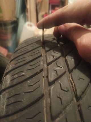 2 neumáticos Michelin 175/65/14