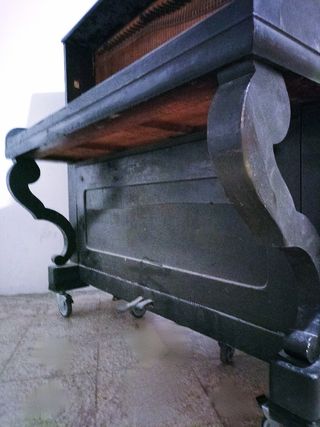 Piano antiguo Vintage Vertical 