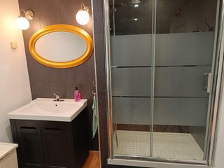 SE TRASPASA CENTRO DE ESTETICA EN RUBI