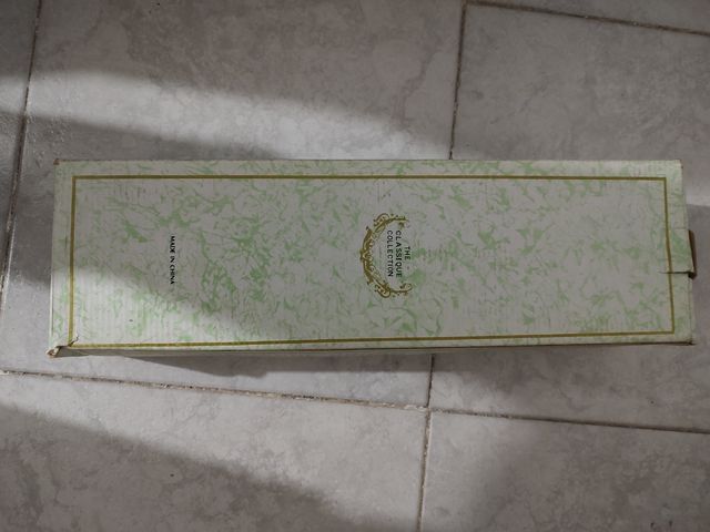 Bambola di porcellana