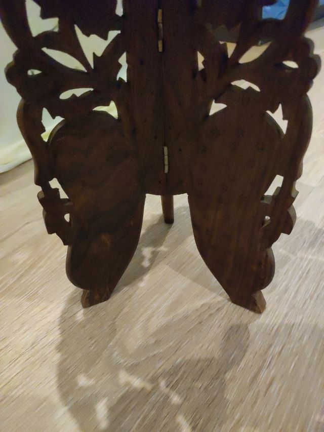 taburete (adorno) pequeño, madera tallada, antiguo