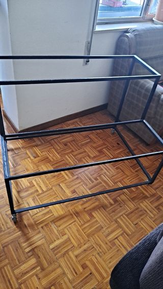 Estanterias con 2 baldas y ruedas ( 2 unidades )