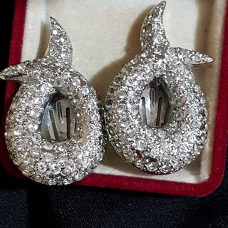 Pendientes vintage de pedrería bri