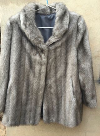 CHAQUETÓN/ ABRIGO PELO SINTÉTICO GRIS