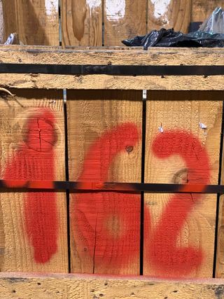 BTR7852 Embellecedor der parabrisa Range Rover P38