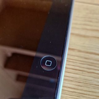 iPad modelo A1219 16 GB