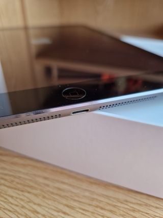 iPad Air modelo A1474 16 GB Space Grey