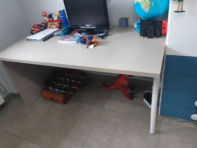 Tavolo scrivania 