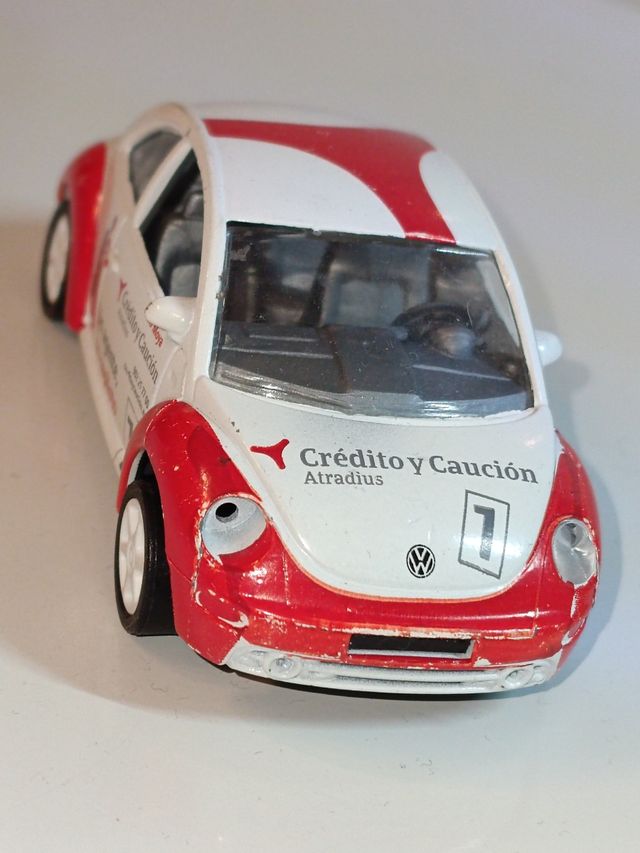 *VOLKSWAGEN NEW BEETLE 1/43 GUISVAL