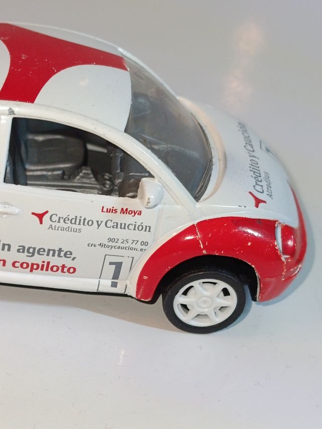 *VOLKSWAGEN NEW BEETLE 1/43 GUISVAL