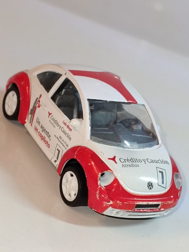 *VOLKSWAGEN NEW BEETLE 1/43 GUISVAL
