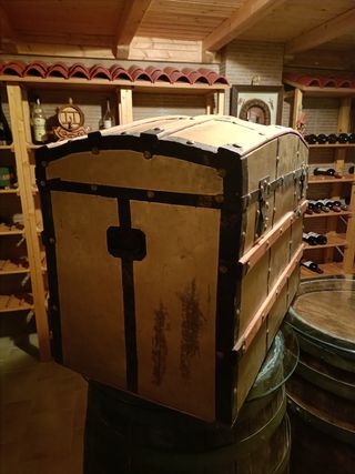 Baúl vintage de madera
