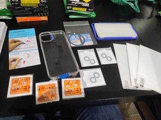 Carcasa y cristales protectores iPhone 14 Plus/Max