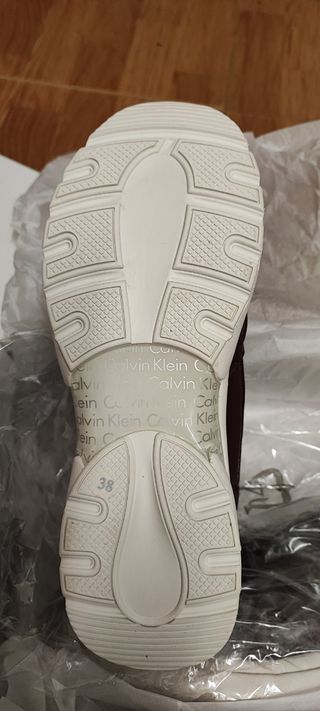 Zapatillas Calvin Klein talla 38 nuevas