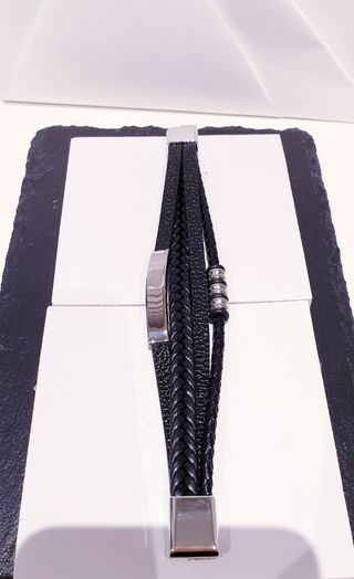 Bisutería hombre, Pulsera