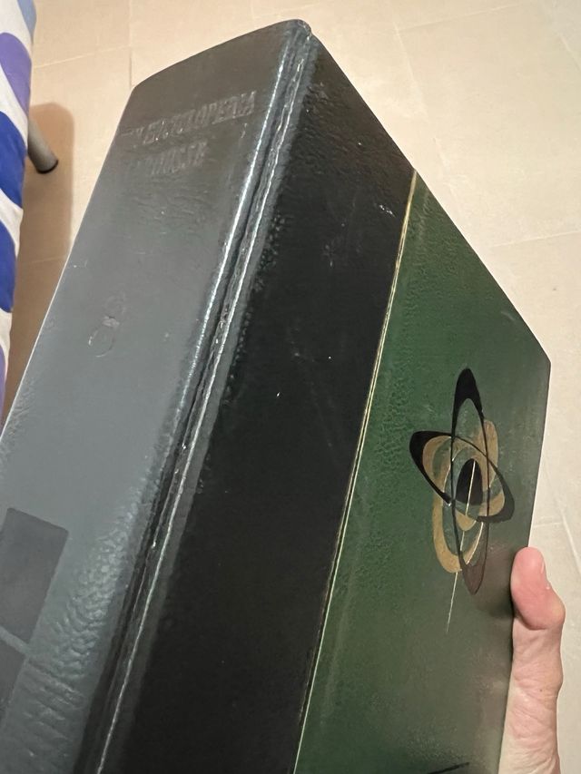 Grande enciclopedia Larousse