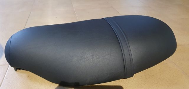 se vende asiento piaggio tyfon 