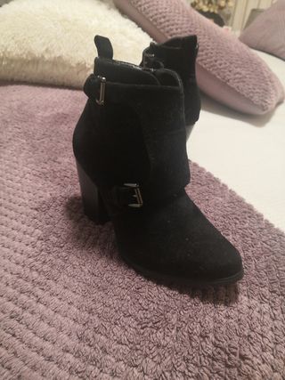Botines negros