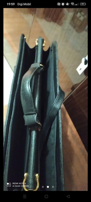 maletín tipo Cartera piel caballero negra 