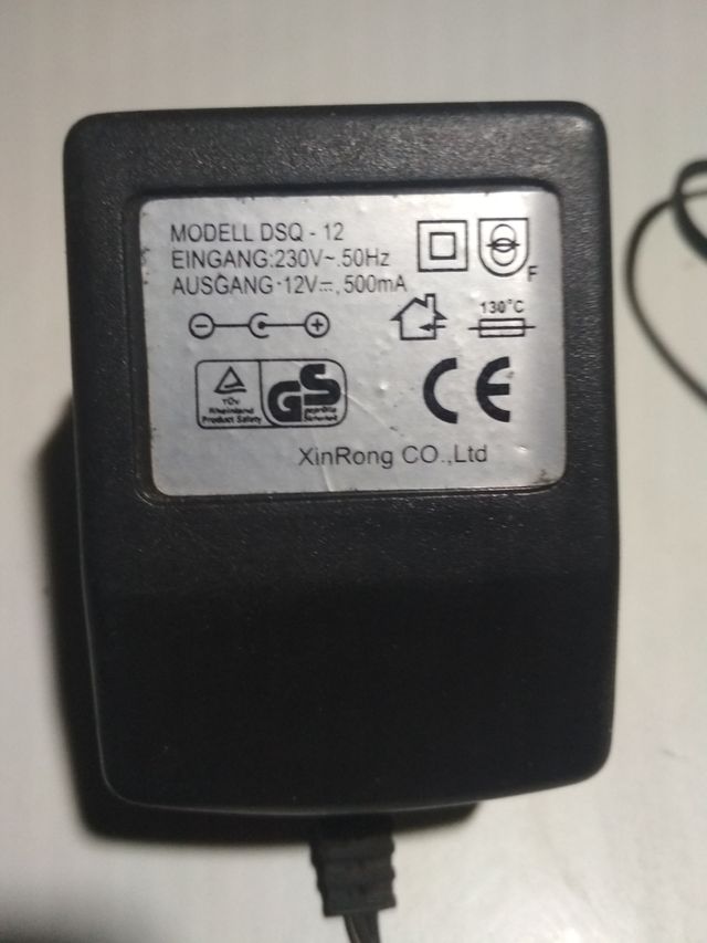 Adaptador 220volts salida 12 vdc