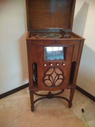 mobile radio giradischi vintage