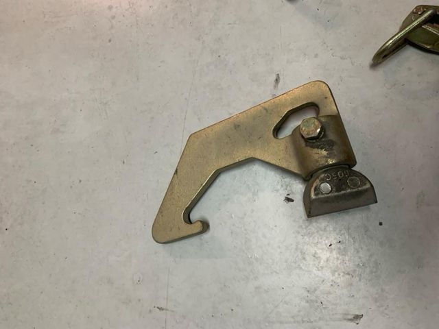 Enganche y mordazas para bancada