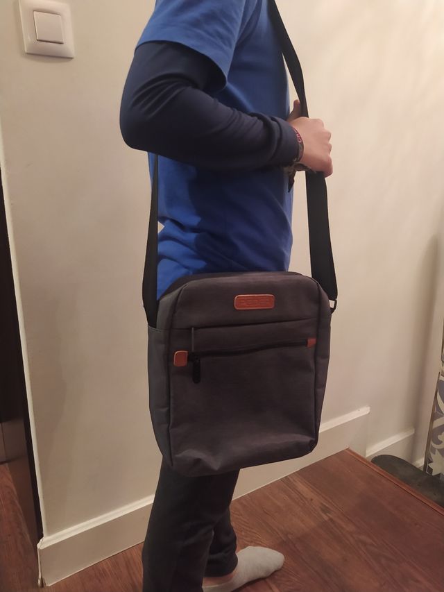 Bolso bandolera para tablet