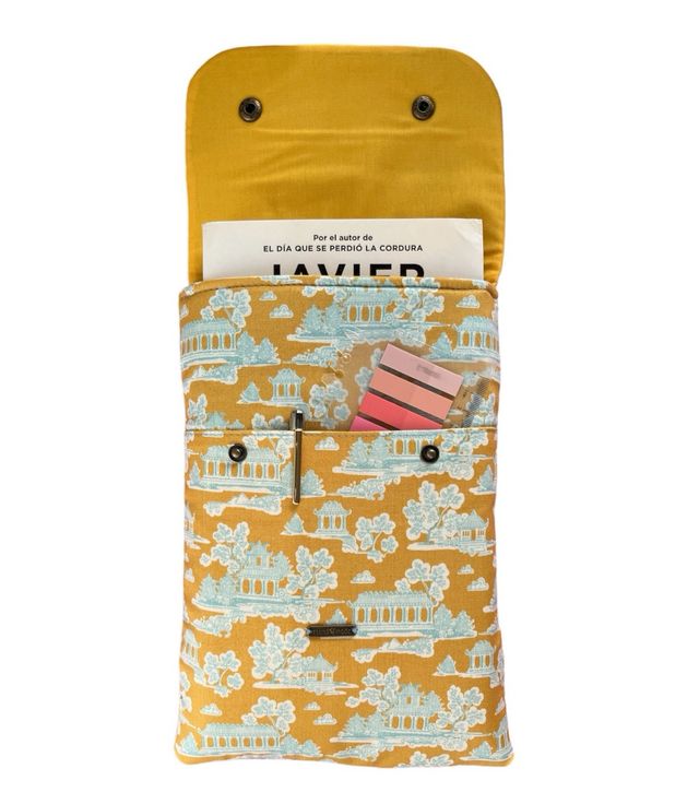 Funda artesanal para libro de hasta 23X15cm