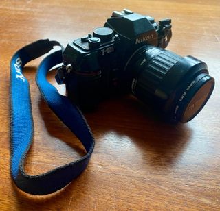 Nikon F-501 y Objetivo Tamron AF 