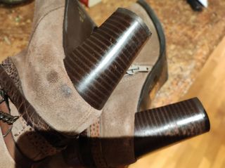 BOTÍN CAMPERO PIEL TACÓN FOSCO