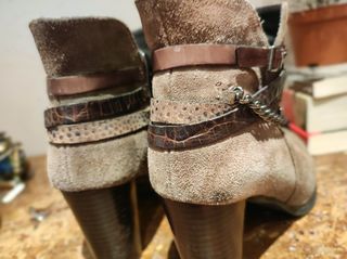 BOTÍN CAMPERO PIEL TACÓN FOSCO