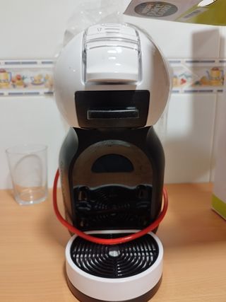 Cafetera nueva año 2024 de cápsulas dolce gusto