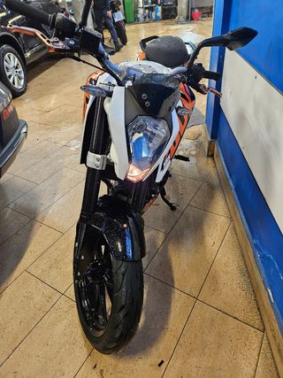 Moto KTM Duke 125