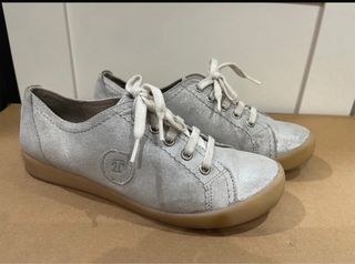 Bambas plateadas piel