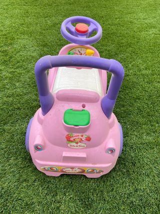 correpasillos coche tarta de fresa.